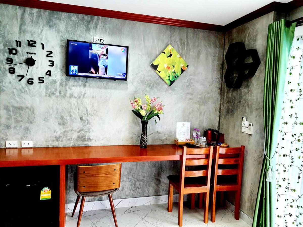 Areeya Phubeach Resort Coliving Coworking Ao Nang Екстериор снимка