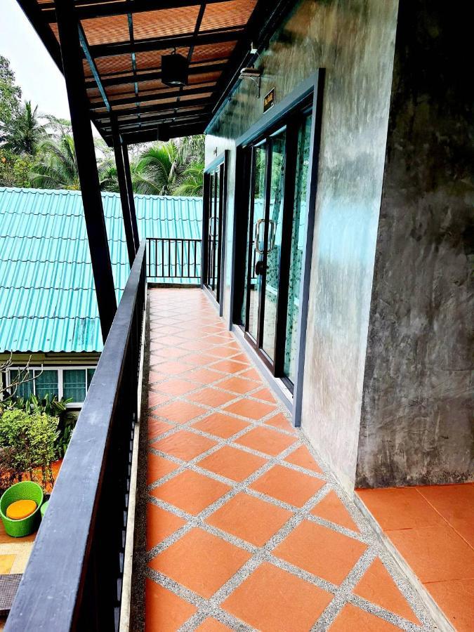 Areeya Phubeach Resort Coliving Coworking Ao Nang Екстериор снимка