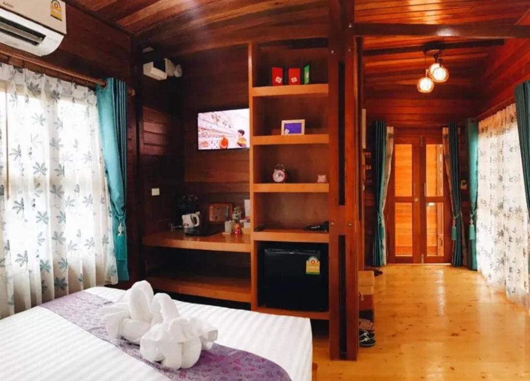 Areeya Phubeach Resort Coliving Coworking Ao Nang Екстериор снимка